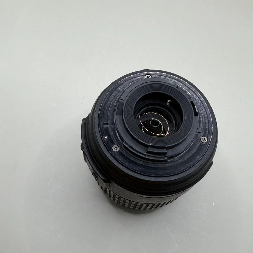 Nikon AF-S DX NIKKOR 18-55mm f/3.5-5.6G VR